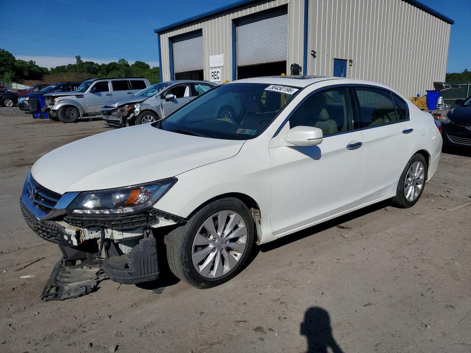 2013 Honda Accord მანქანა იყიდება აუქციონზე, vin: 1HGCR3F94DA031716, აუქციონის ნომერი: 56450196