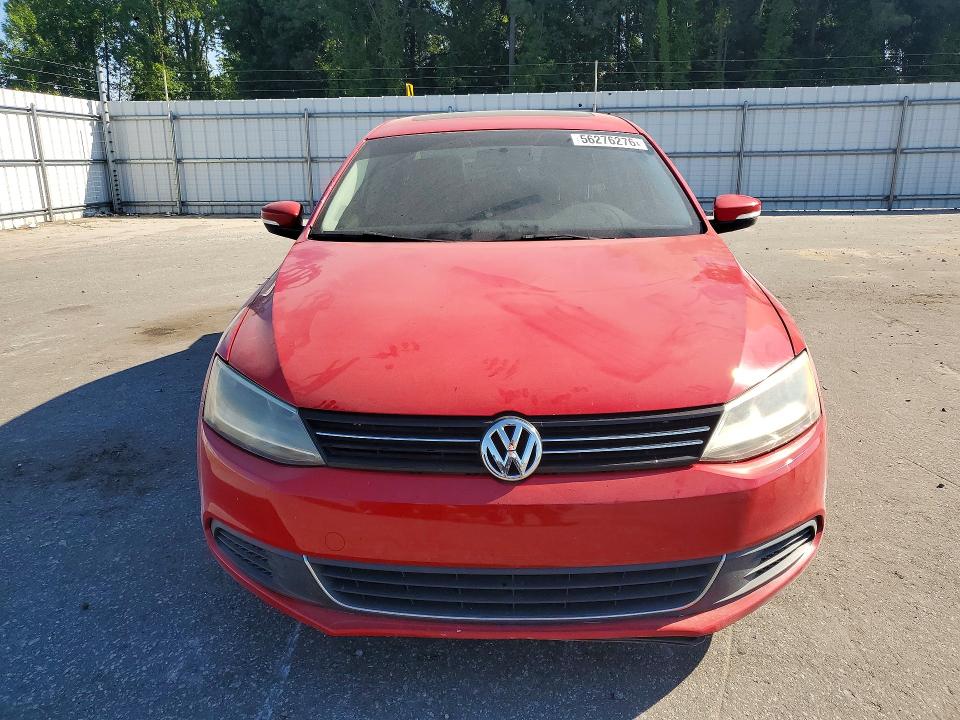 2013 Volkswagen Jetta მანქანა იყიდება აუქციონზე, vin: 3VWDP7AJ4DM447685, აუქციონის ნომერი: 56276276