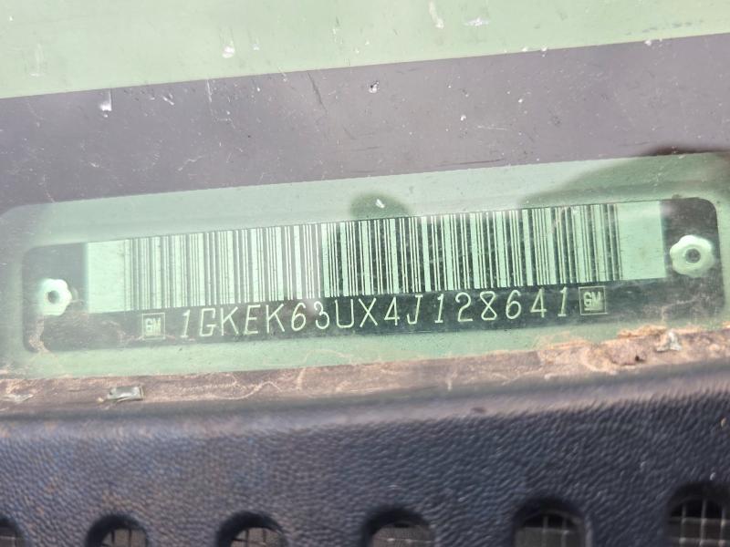 95970415 :رقم المزاد ، 1GKEK63UX4J128641 vin ، 2004 Gmc Yukon مزاد بيع