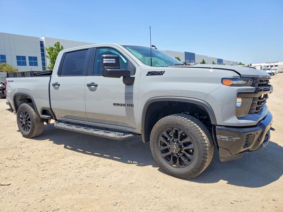 56888516 :رقم المزاد ، 2GC4KME77S1195613 vin ، 2025 Chevrolet Silverado مزاد بيع