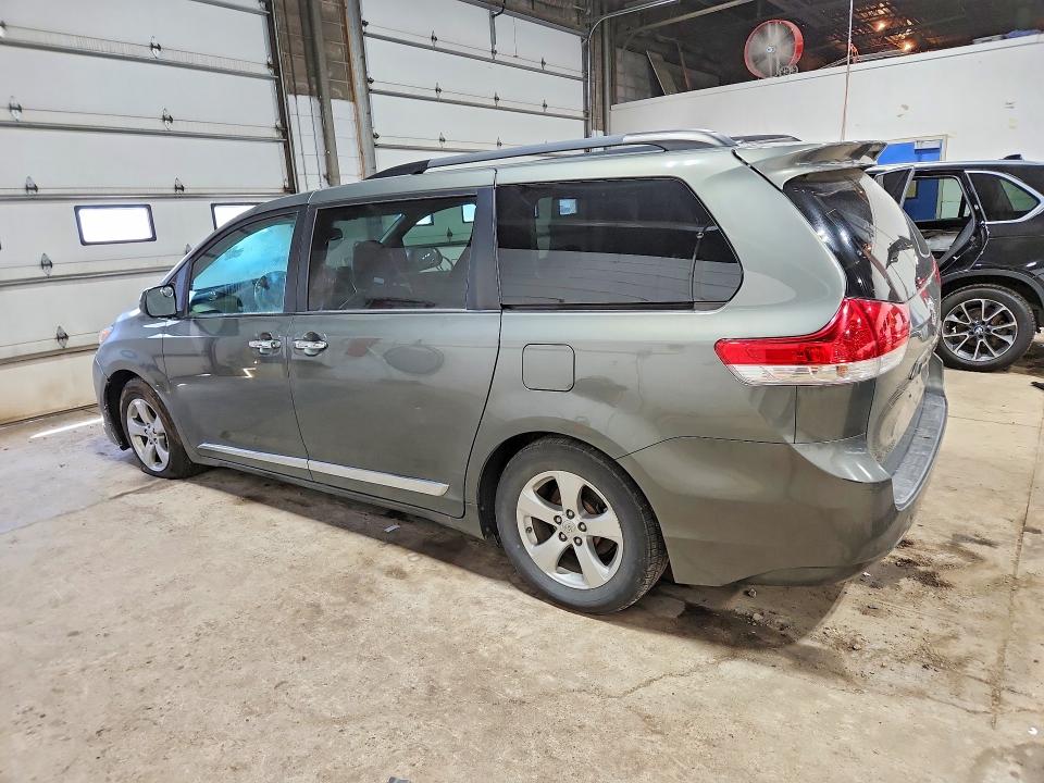 Продажа на аукционе авто 2011 Toyota Sienna, vin: 5TDKK3DC4BS079469, номер лота: 56699756