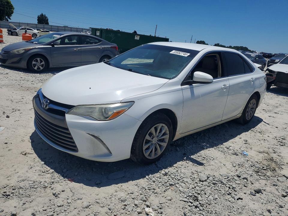 2017 Toyota Camry მანქანა იყიდება აუქციონზე, vin: 4T1BF1FK8HU792727, აუქციონის ნომერი: 55952746