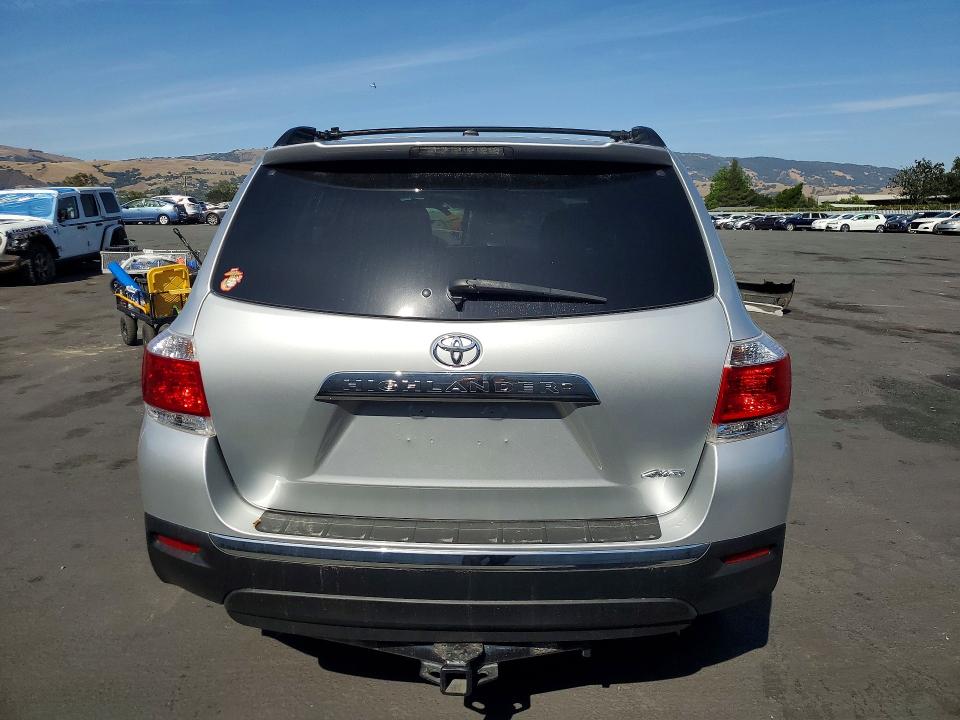 55810026 :رقم المزاد ، 5TDDK3EH6BS089522 vin ، 2011 Toyota Highlander مزاد بيع