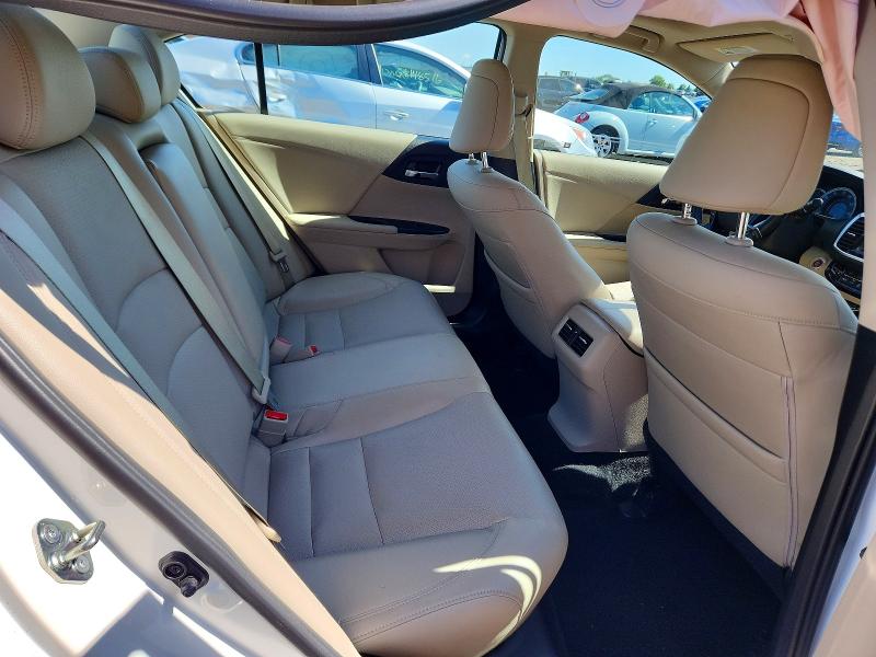 58510746 :رقم المزاد ، 1HGCR2F82HA064222 vin ، 2017 Honda Accord مزاد بيع