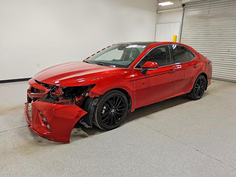 Auction sale of the 2021 Toyota Camry, vin: 4T1KZ1AK4MU058661, lot number: 55635816