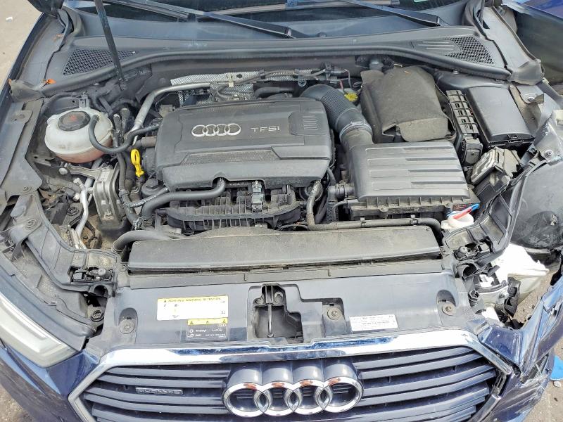 Продажа на аукционе авто 2019 Audi A3, vin: WAUJEGFFXK1018235, номер лота: 57631476