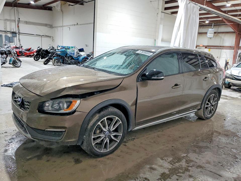 Aukcja sprzedaży 2016 Volvo V60 Cross Country, vin: YV4612HK8G1016795, numer aukcji: 57838086