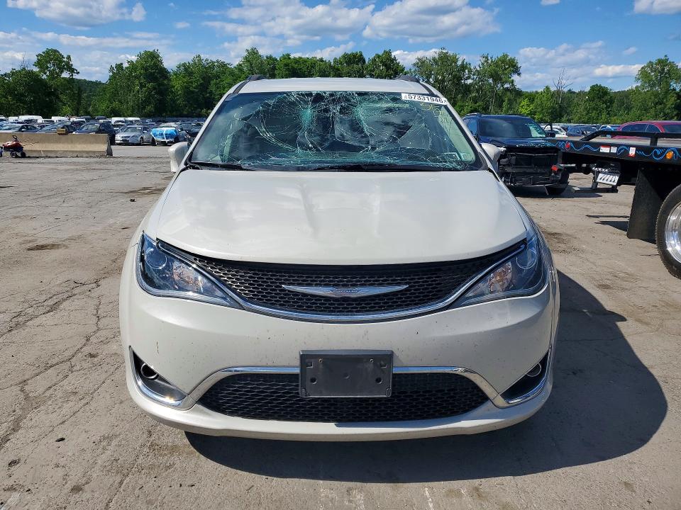 Продаж на аукціоні авто 2017 Chrysler Pacifica, vin: 2C4RC1BGXHR610651, номер лоту: 57331946