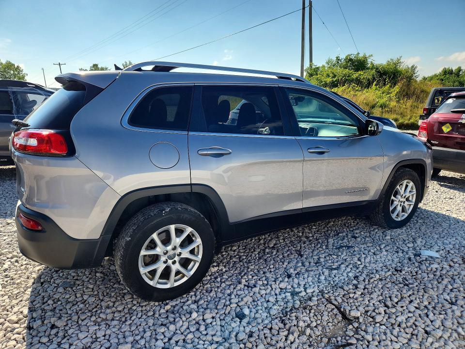 2015 Jeep Cherokee მანქანა იყიდება აუქციონზე, vin: 1C4PJMCS0FW795492, აუქციონის ნომერი: 58805116