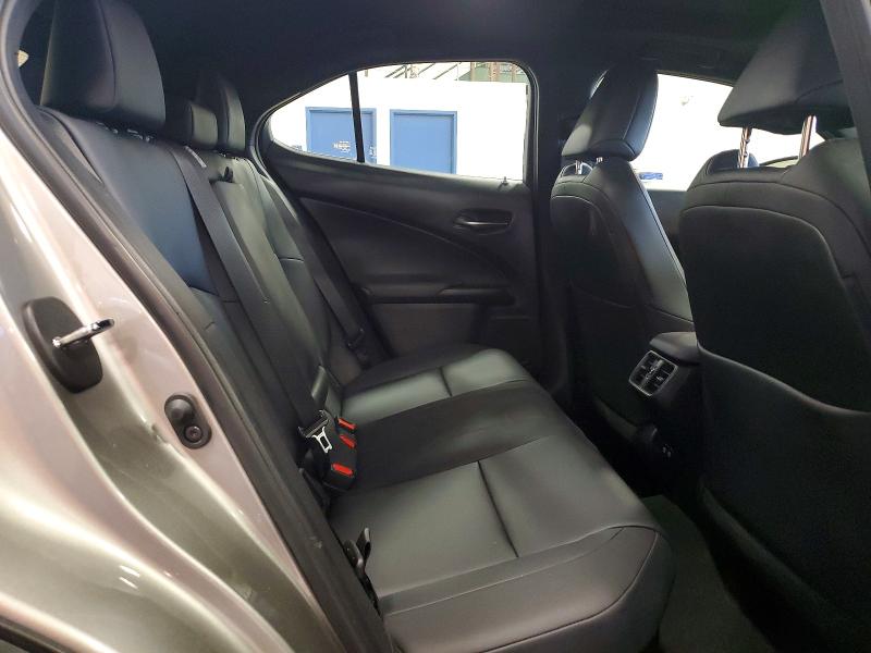 56995156 :رقم المزاد ، JTHU9JBH7K2019571 vin ، 2019 Lexus Ux مزاد بيع