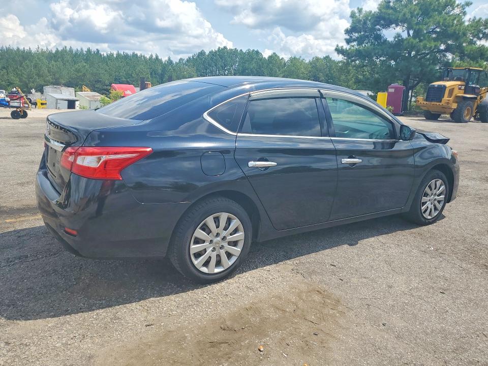 59118616 :رقم المزاد ، 3N1AB7AP5HY402717 vin ، 2017 Nissan Sentra مزاد بيع