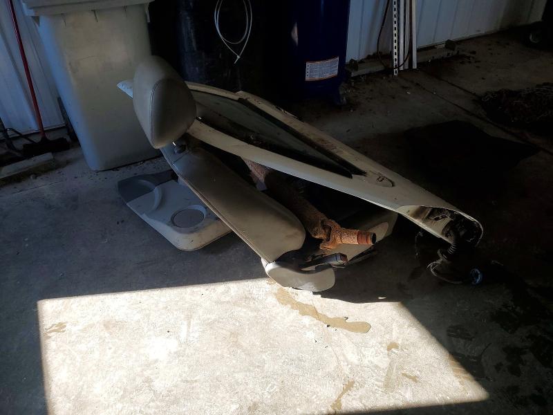 56446256 :رقم المزاد ، 1FTBF2B67BEC37529 vin ، 2011 Ford F250 مزاد بيع