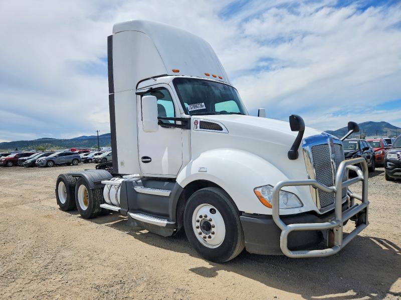 Продаж на аукціоні авто 2019 Kenworth T680, vin: 1XKYD49X3KJ296986, номер лоту: 57896736