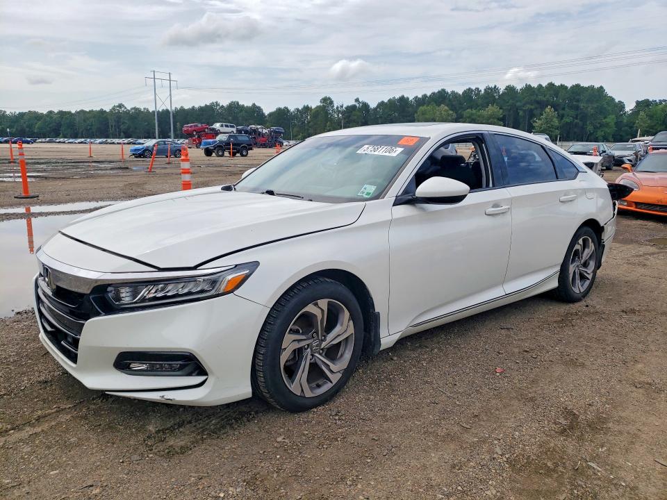 Auction sale of the 2020 Honda Accord, vin: 1HGCV1F43LA070705, lot number: 57581106
