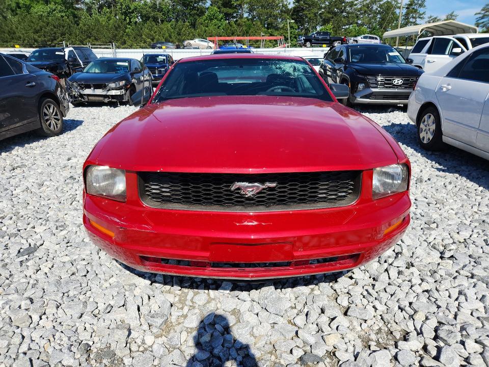 2005 Ford Mustang მანქანა იყიდება აუქციონზე, vin: 1ZVFT80N155116312, აუქციონის ნომერი: 57465116