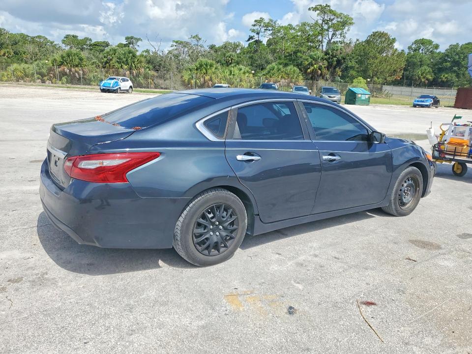 Продаж на аукціоні авто 2018 Nissan Altima, vin: 1N4AL3AP5JC478591, номер лоту: 56195476