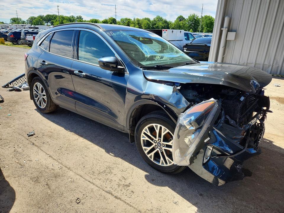 Продажа на аукционе авто 2022 Ford Escape, vin: 1FMCU9H93NUA77305, номер лота: 57537376