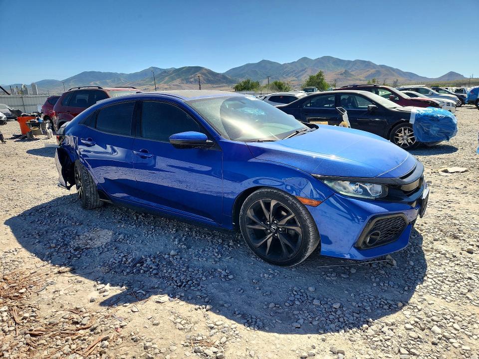 Продажа на аукционе авто 2017 Honda Civic, vin: SHHFK7H48HU202715, номер лота: 57224006