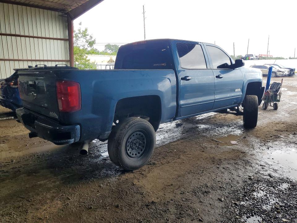 2018 Chevrolet Silverado მანქანა იყიდება აუქციონზე, vin: 3GCPCRECXJG530681, აუქციონის ნომერი: 57512836