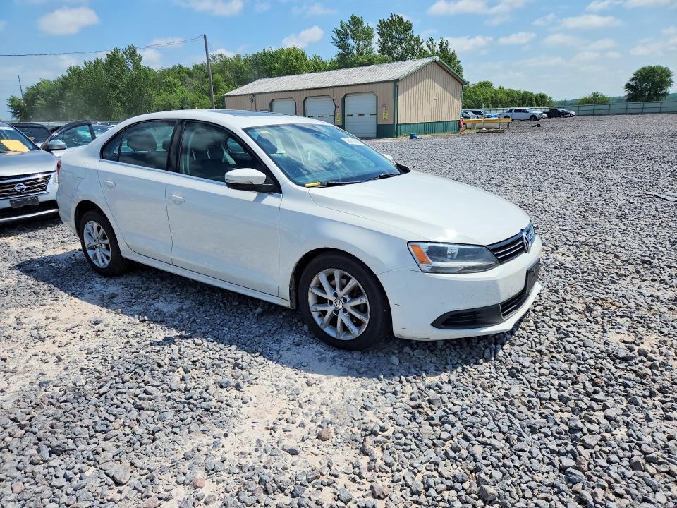 2013 Volkswagen Jetta მანქანა იყიდება აუქციონზე, vin: 3VWDX7AJ2DM441786, აუქციონის ნომერი: 58471986