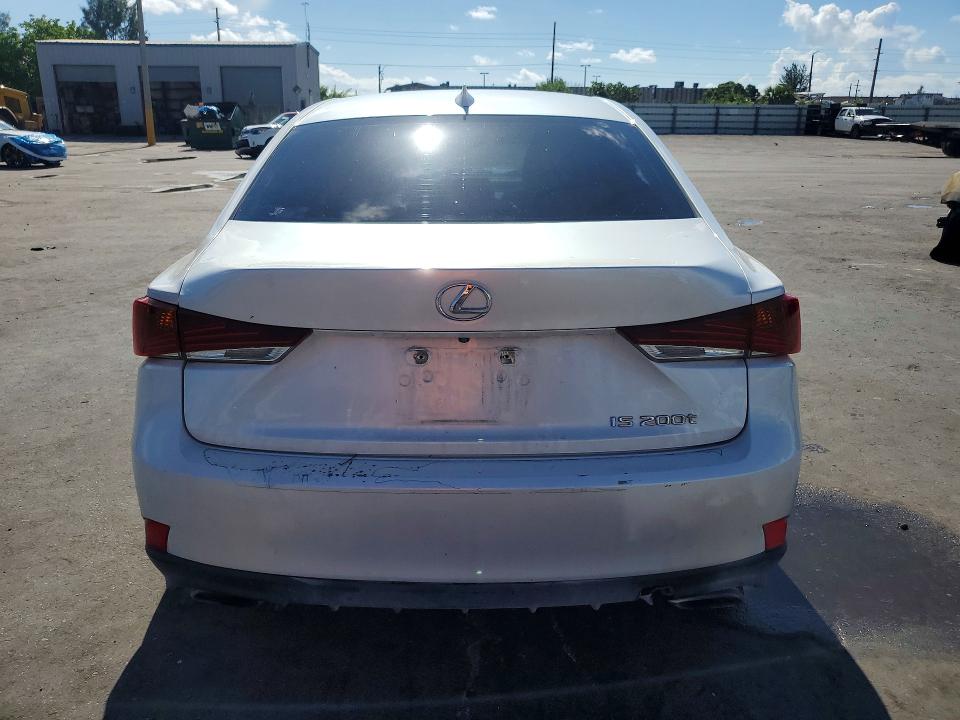59140016 :رقم المزاد ، JTHBA1D28H5050469 vin ، 2017 Lexus Is مزاد بيع