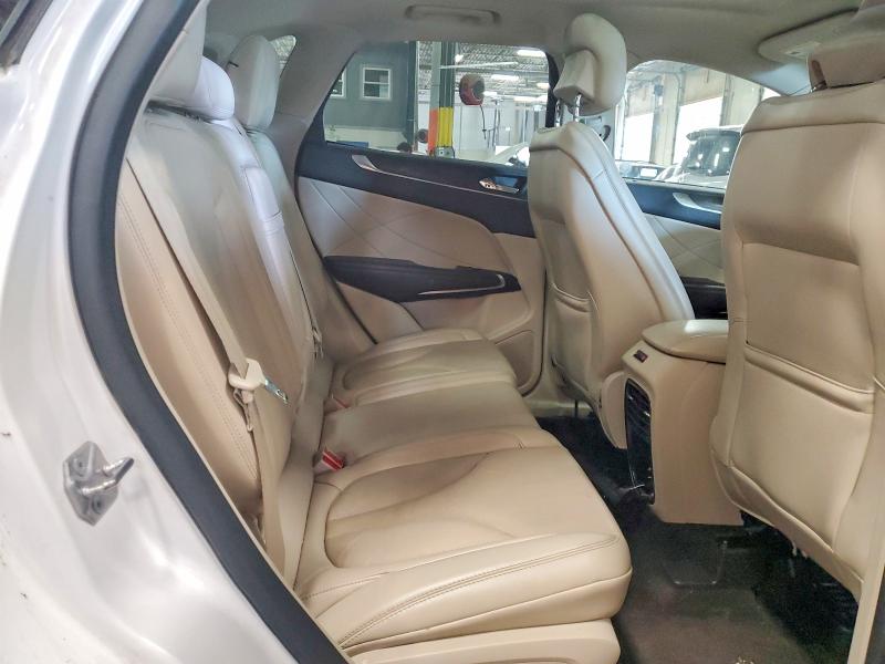 2017 Lincoln Mkc მანქანა იყიდება აუქციონზე, vin: 5LMTJ3DH6HUL46577, აუქციონის ნომერი: 56029446