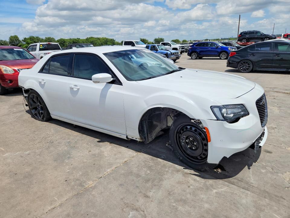 57046666 :رقم المزاد ، 2C3CCABG1MH626330 vin ، 2021 Chrysler 300 مزاد بيع