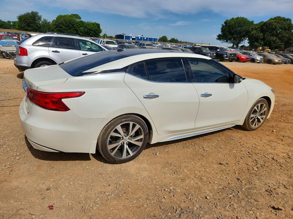 56092646 :رقم المزاد ، 1N4AA6AP5HC361806 vin ، 2017 Nissan Maxima مزاد بيع