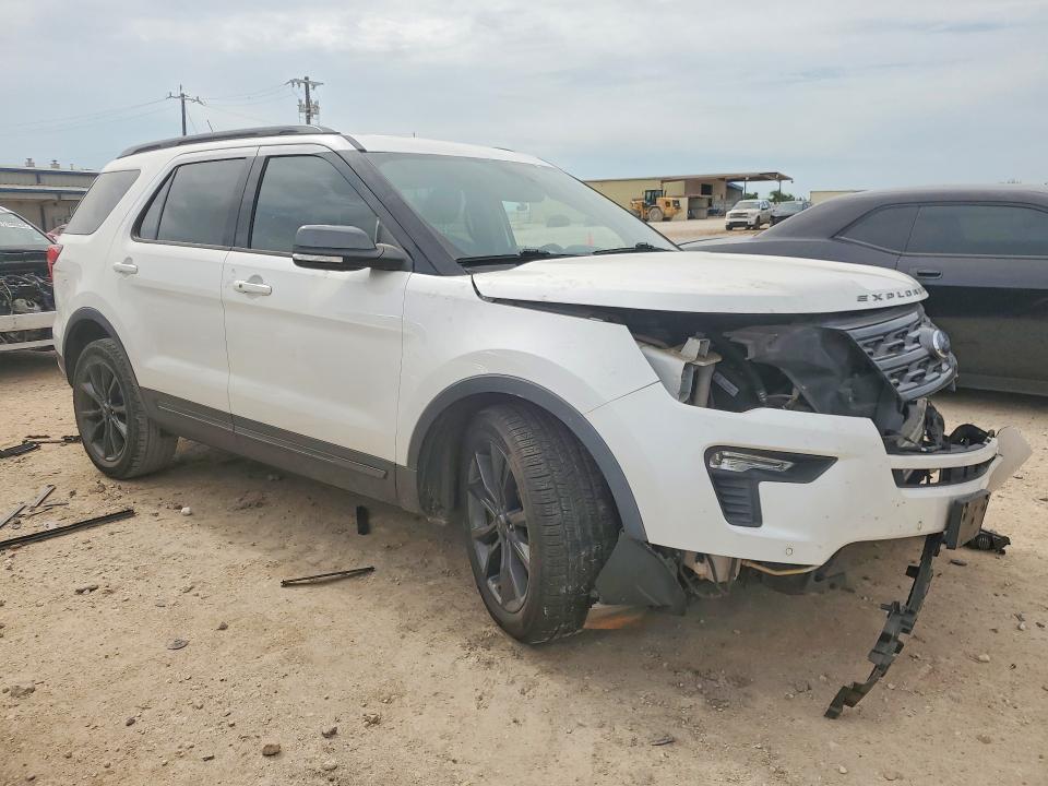 58105806 :رقم المزاد ، 1FM5K7D81JGB07510 vin ، 2018 Ford Explorer مزاد بيع