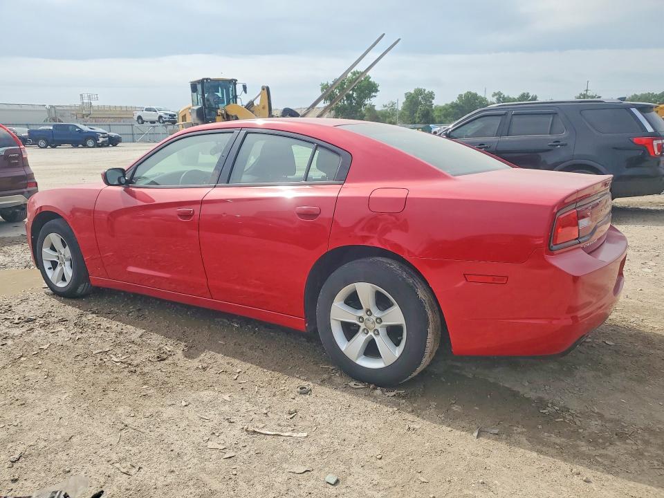 55303066 :رقم المزاد ، 2C3CDXBGXDH624415 vin ، 2013 Dodge Charger مزاد بيع