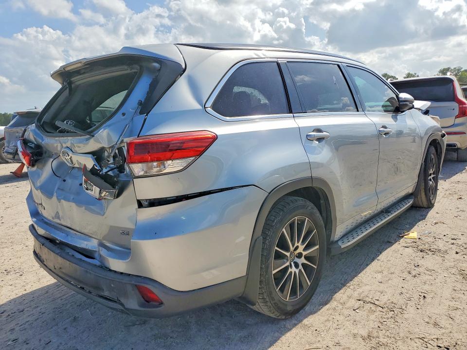 Aukcja sprzedaży 2017 Toyota Highlander, vin: 5TDKZRFH3HS520492, numer aukcji: 56246546