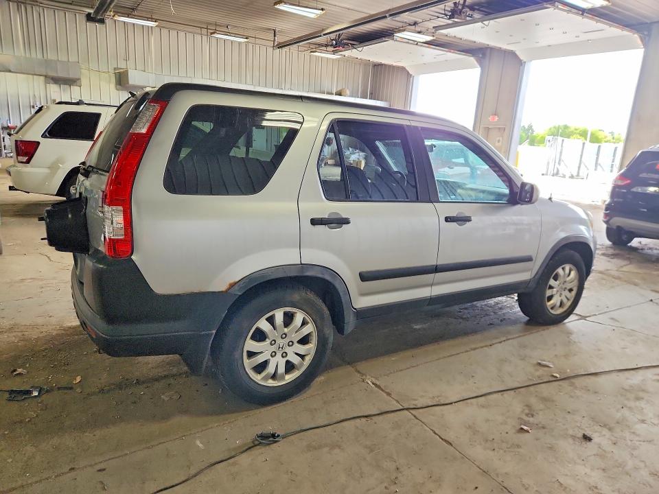 56176316 :رقم المزاد ، JHLRD78835C056876 vin ، 2005 Honda Cr-v مزاد بيع