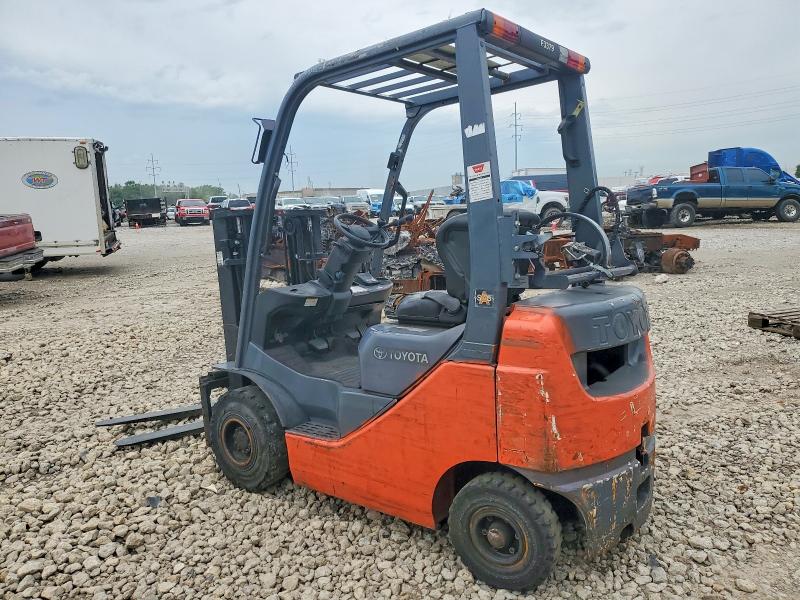 2001 Toyota 8fgu15 მანქანა იყიდება აუქციონზე, vin: 11850, აუქციონის ნომერი: 57729016