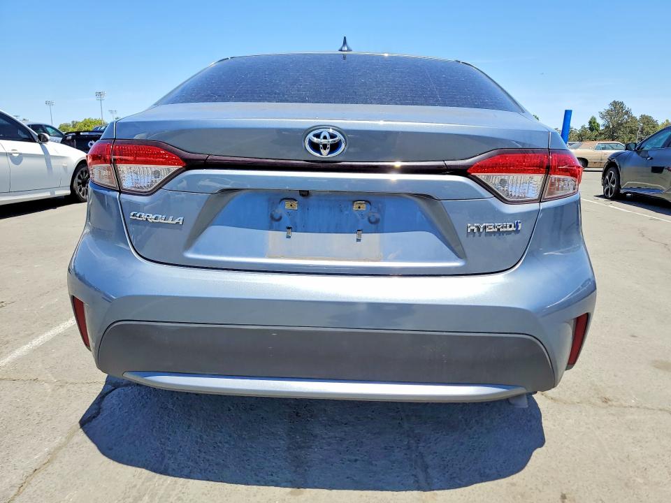 Продажа на аукционе авто 2021 Toyota Corolla, vin: JTDEAMDE8MJ001543, номер лота: 56815156