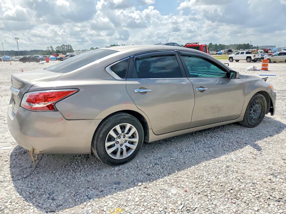 Продажа на аукционе авто 2015 Nissan Altima, vin: 1N4AL3AP2FN368805, номер лота: 55617696