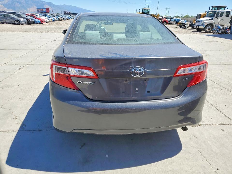 57370476 :رقم المزاد ، 4T4BF1FK2DR281885 vin ، 2013 Toyota Camry مزاد بيع