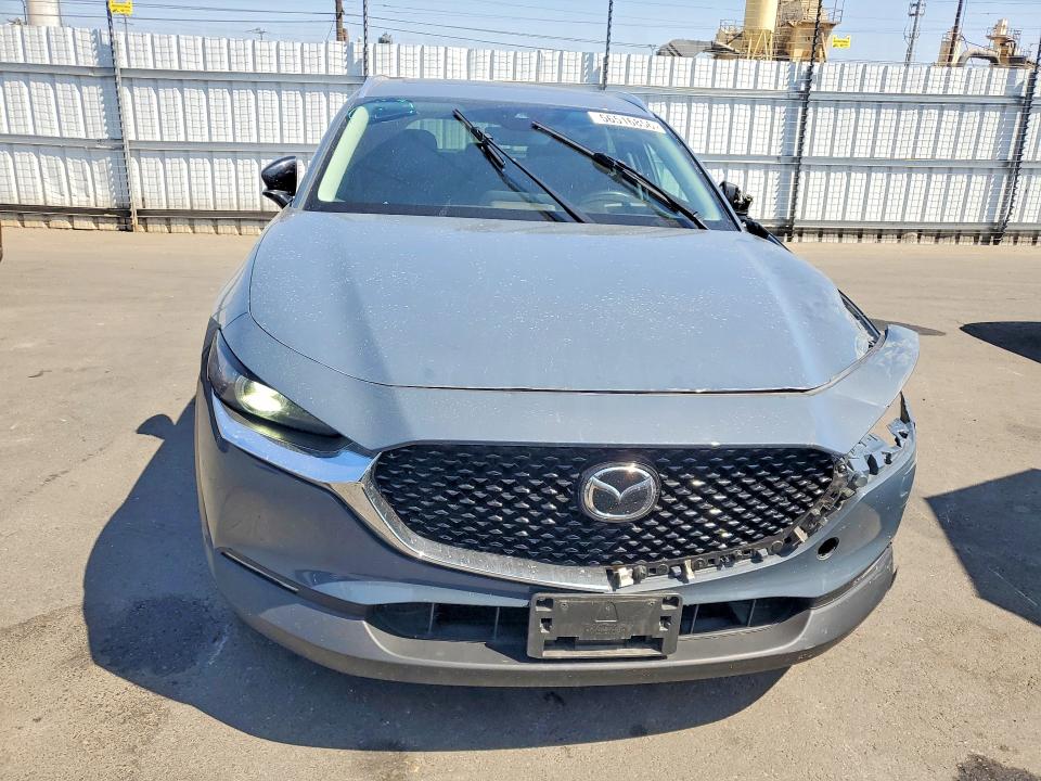 56516856 :رقم المزاد ، 3MVDMBDY8NM448085 vin ، 2022 Mazda Cx-30 مزاد بيع
