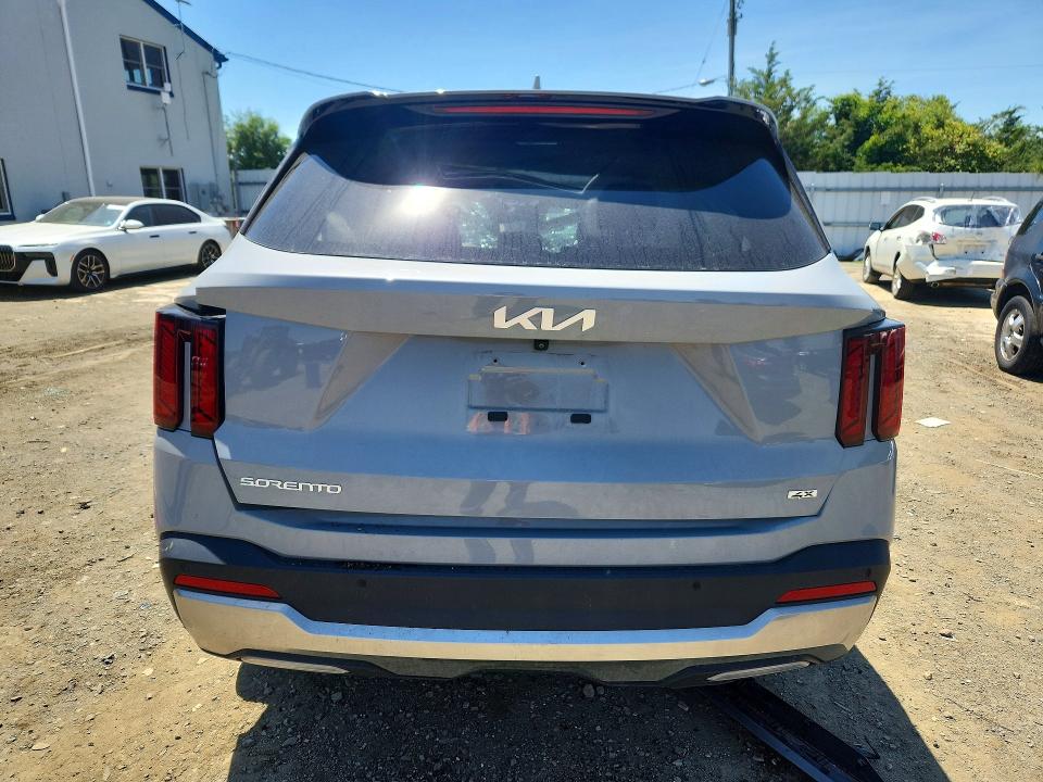 Продажа на аукционе авто 2024 Kia Sorento, vin: 5XYRLDJC0RG286292, номер лота: 55991726