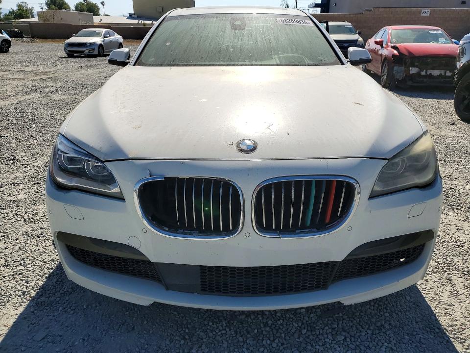 2015 Bmw 750 მანქანა იყიდება აუქციონზე, vin: WBAYE8C58FD781620, აუქციონის ნომერი: 58289836