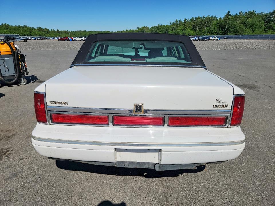 56032776 :رقم المزاد ، 1LNLM81W4VY626318 vin ، 1997 Lincoln Town Car مزاد بيع
