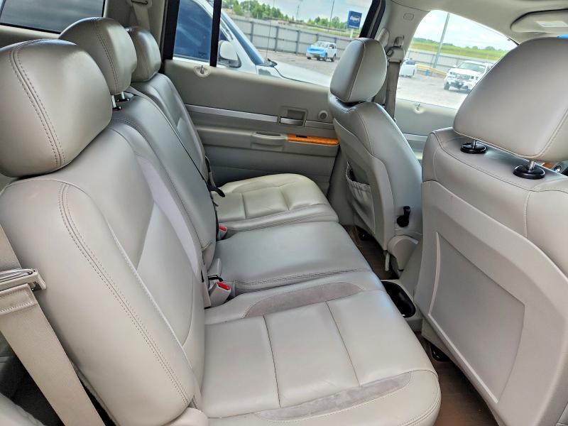 58379766 :رقم المزاد ، 1A8HX58277F571406 vin ، 2007 Chrysler Aspen مزاد بيع