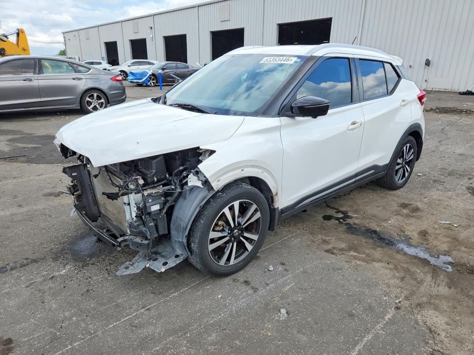 2018 Nissan Kicks მანქანა იყიდება აუქციონზე, vin: 3N1CP5CUXJL525434, აუქციონის ნომერი: 55363446