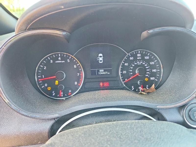 55177946 :رقم المزاد ، KNAFZ5A32G5632465 vin ، 2016 Kia Forte مزاد بيع