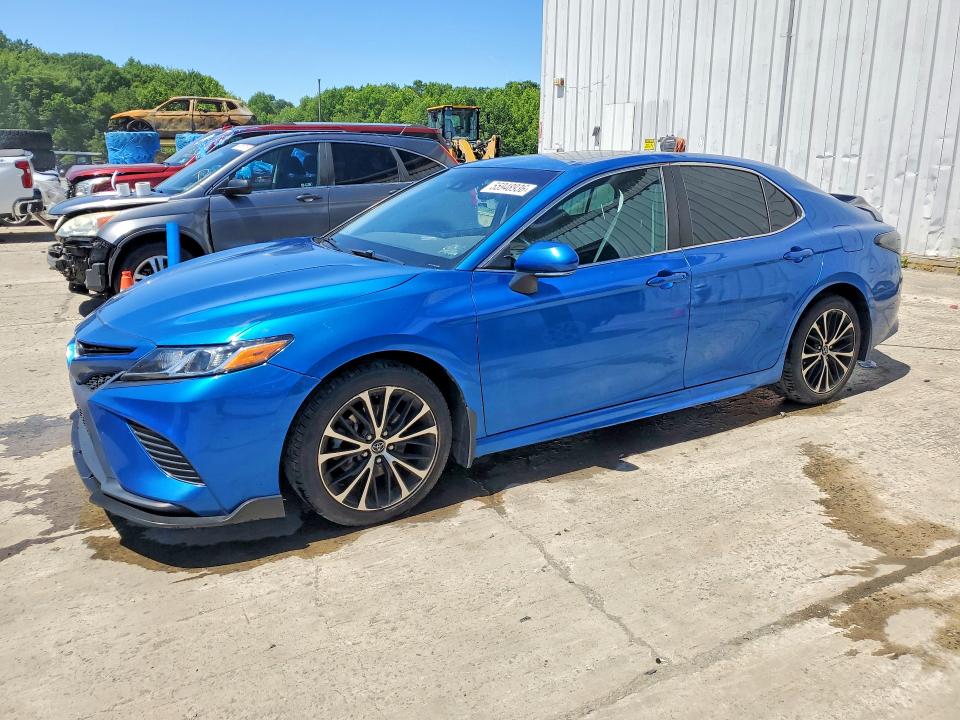 Auction sale of the 2018 Toyota Camry, vin: 4T1B11HK4JU112484, lot number: 55948936