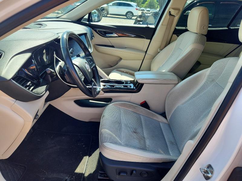 Продаж на аукціоні авто 2022 Buick Envision, vin: LRBFZMR45ND021647, номер лоту: 57204986
