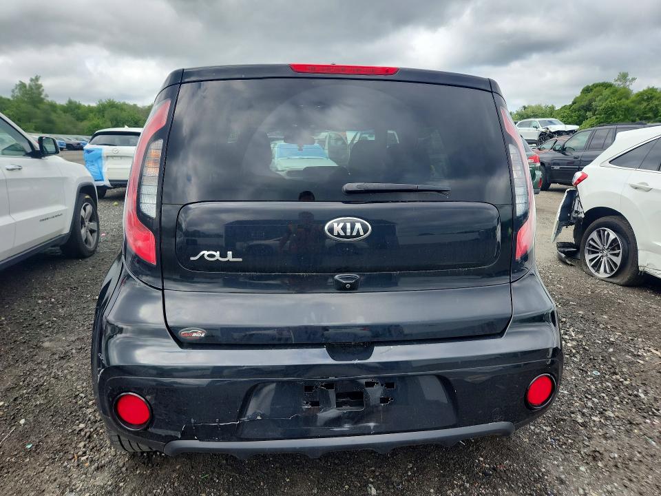Продаж на аукціоні авто 2018 Kia Soul, vin: KNDJP3A59J7513414, номер лоту: 55166036
