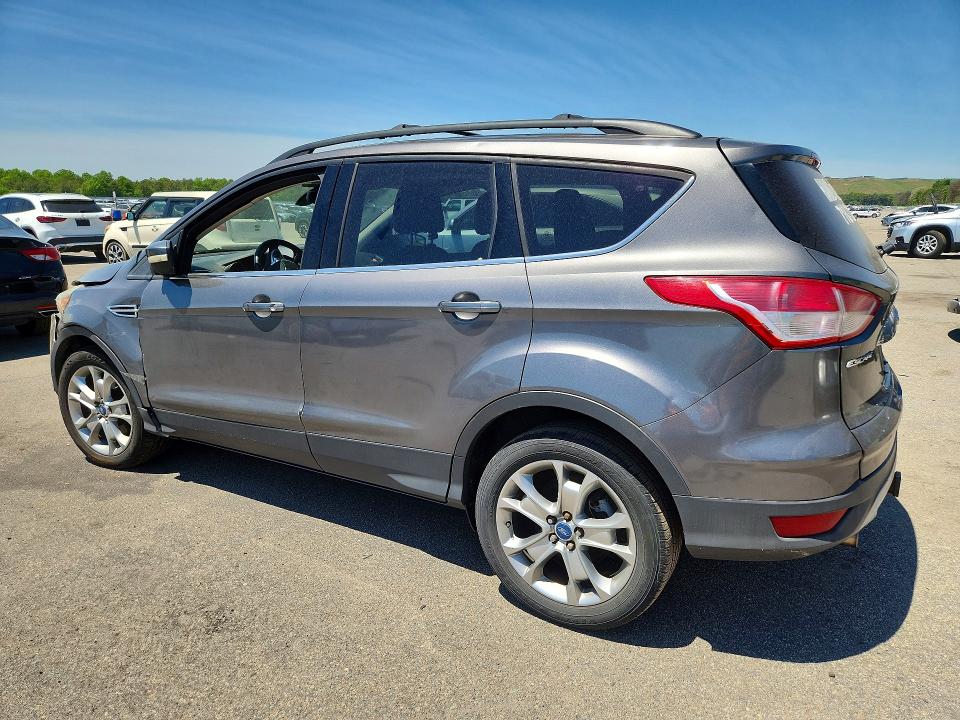 2013 Ford Escape მანქანა იყიდება აუქციონზე, vin: 1FMCU9H94DUA55795, აუქციონის ნომერი: 55571606
