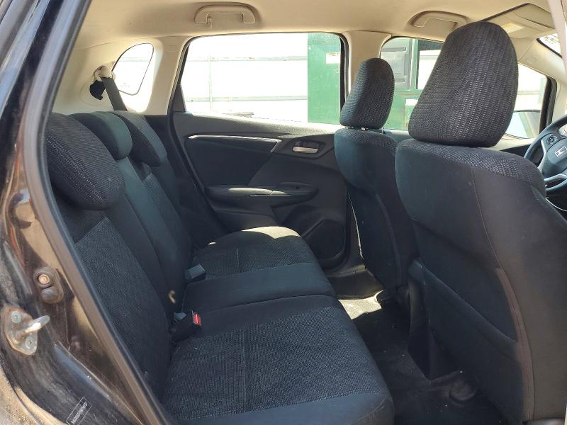 58815846 :رقم المزاد ، 3HGGK5G57FM754737 vin ، 2015 Honda Fit مزاد بيع