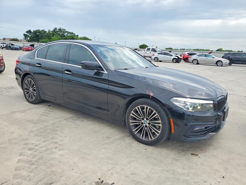 58880366 :رقم المزاد ، WBAJA5C55JWA39574 vin ، 2018 Bmw 530 مزاد بيع