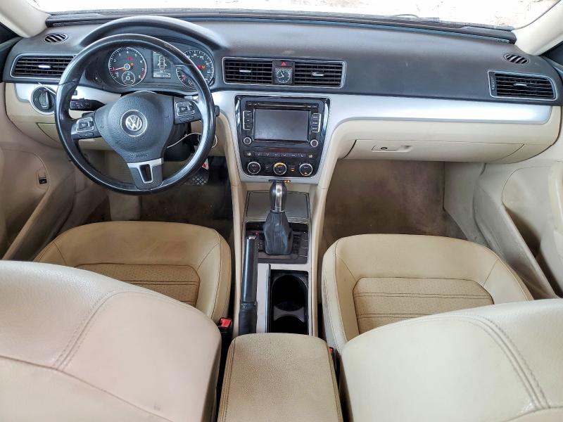 57246056 :رقم المزاد ، 1VWBM7A35CC030481 vin ، 2012 Volkswagen Passat مزاد بيع